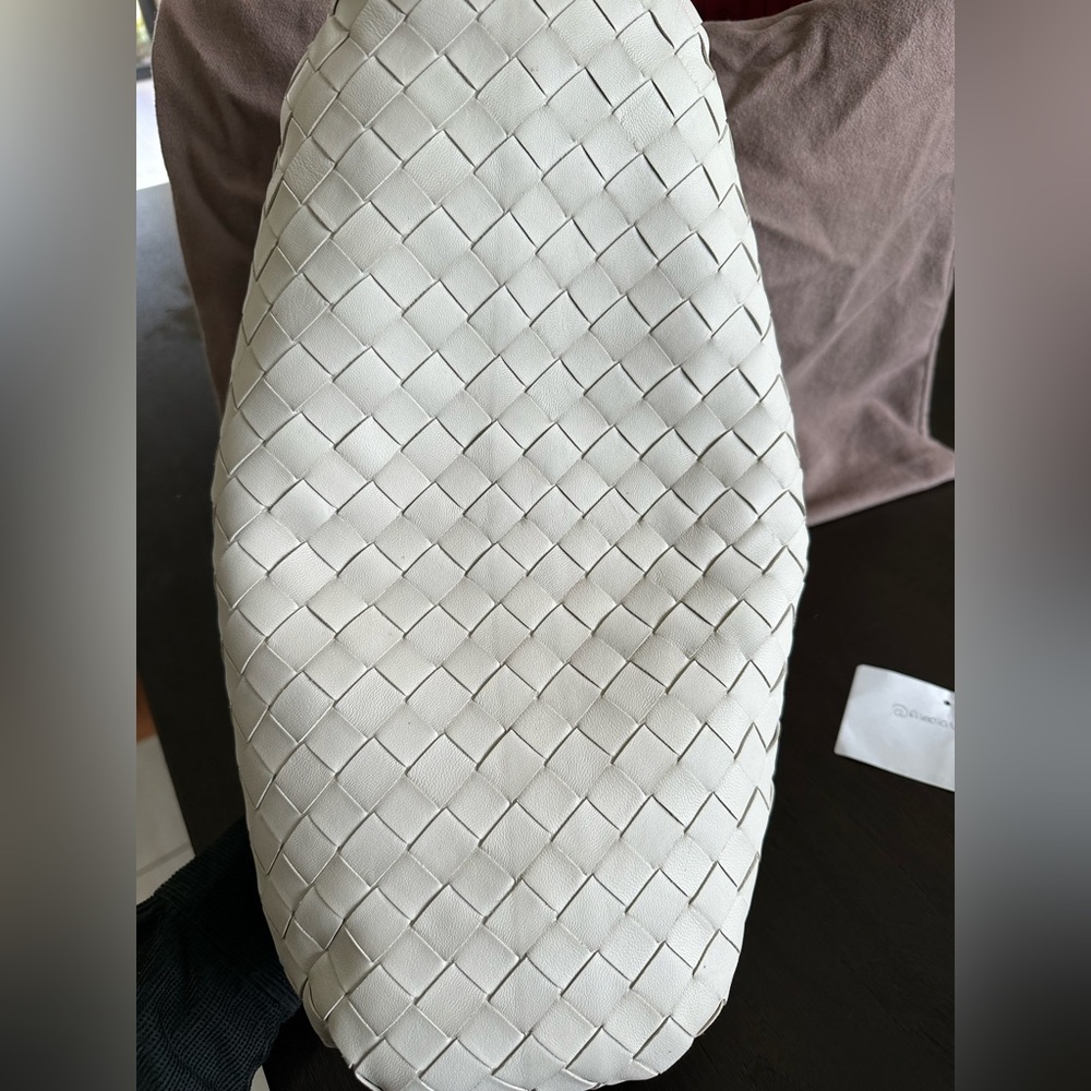 Bottega Veneta large clutch in white intrecciato - Picture 5 of 5